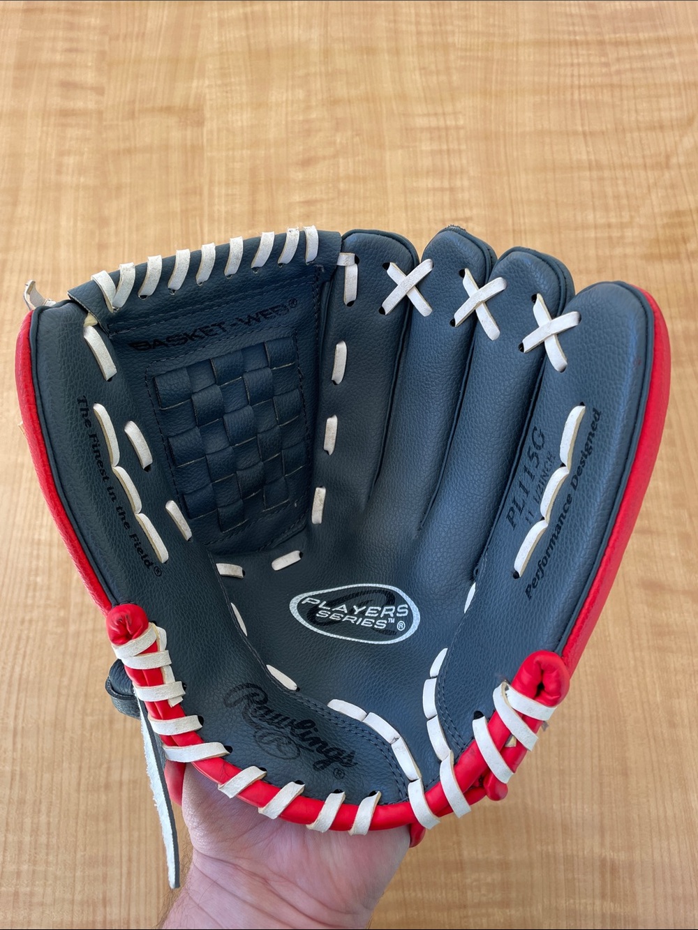 Rawlings Players Series Baseball Glove RH Throw Red & Black 11 1/2"